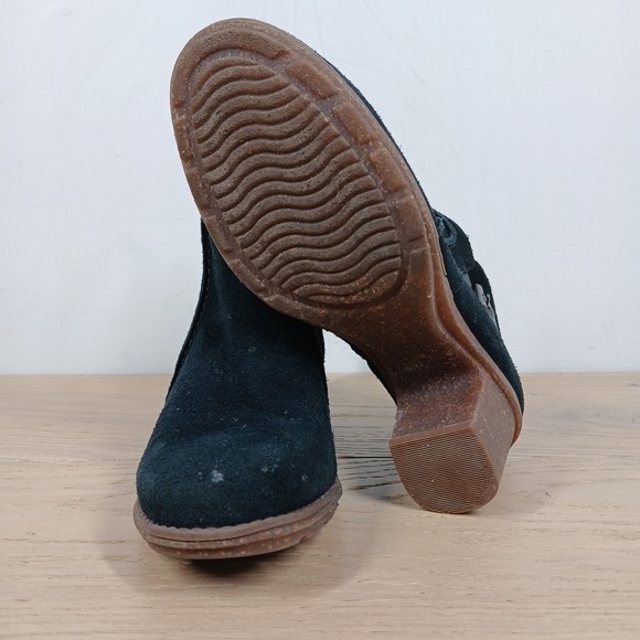 Clarks Collection Ankle Boots Womens 7.5M Black Suede Block Heel Classic Fall - Picture 9 of 12